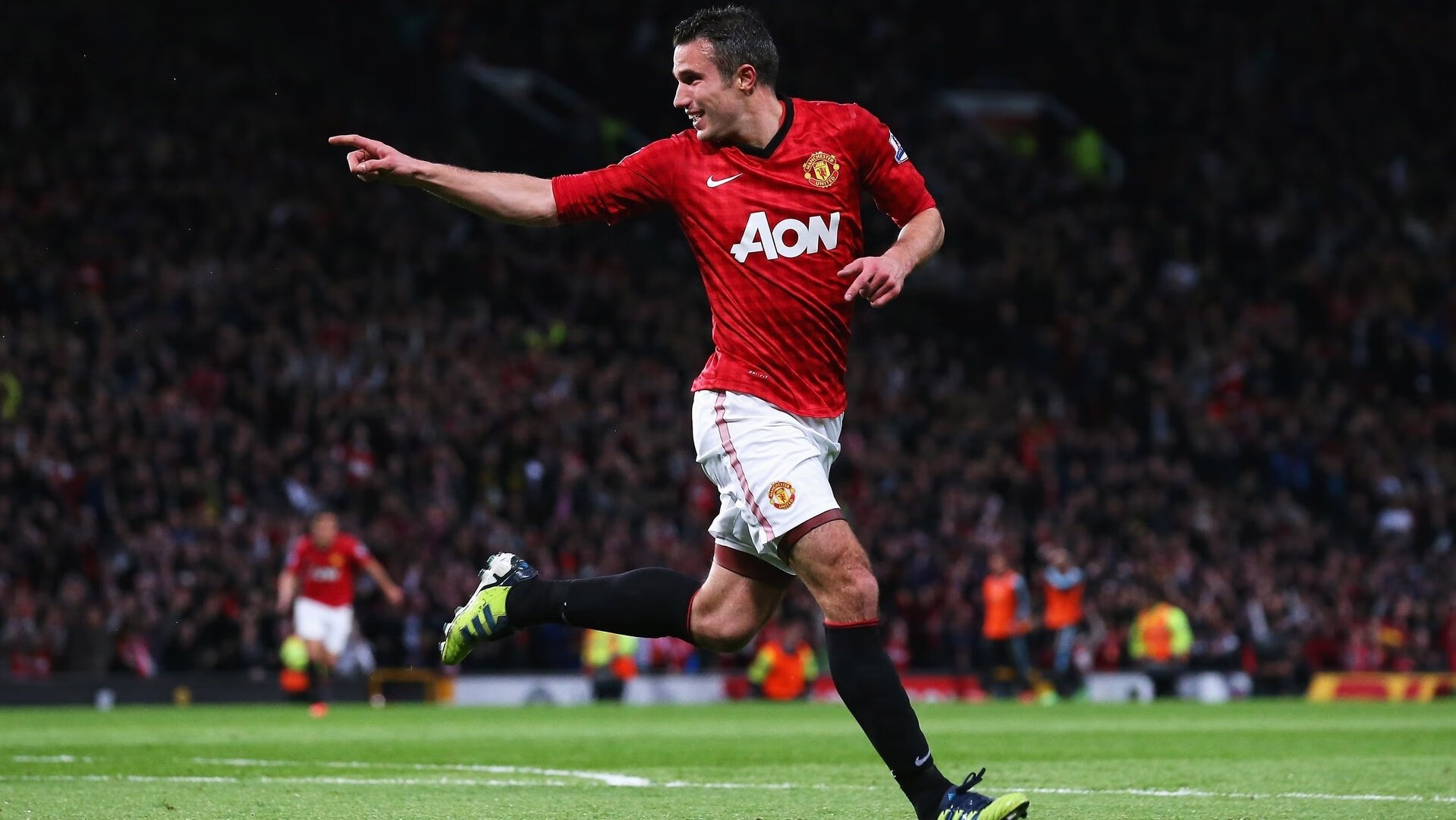 尤文图斯老将布冯宣布赛季末退役